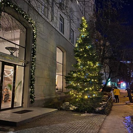 Panorama Luxury Apartment In The House With A Spire, A Historical Building In The City Centre Harkov Kültér fotó